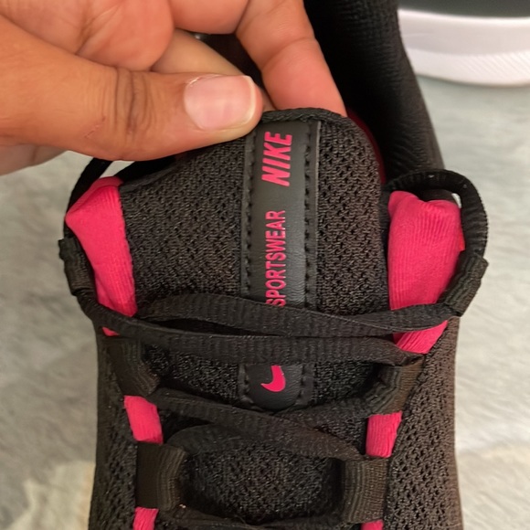 Nike Viale Sportswear Shoes - Picture 8 of 16